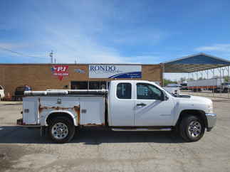 2011 Chevy 2500HD Extended Cab Long Bed Work Truck