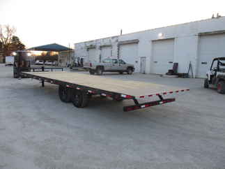 2021 PJ Trailer 102x26 T8 Equipment Deckover Tilt T8J2672BSTK