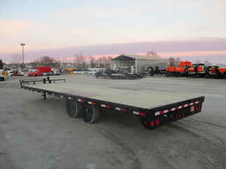 2021 PJ Trailer 102x26 F8 Equipment Deckover F8J2672BSSK