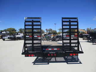 2023 PJ Trailer 102x26 F8 Equipment Deckover F8J2672BSDK