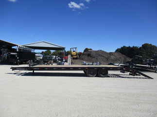 2023 PJ Trailer 102x26 F8 Equipment Deckover F8J2672BSDK