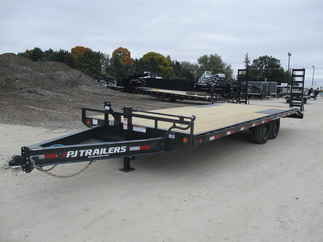 2023 PJ Trailer 102x24 F8 Equipment Deckover F8J2472BSBK