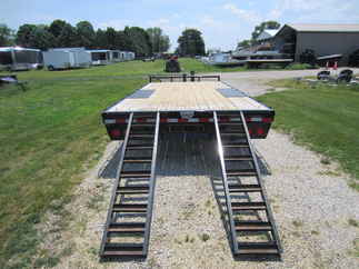 2023 PJ Trailer 102x18 F8 Equipment Deckover F8J1872BSSK