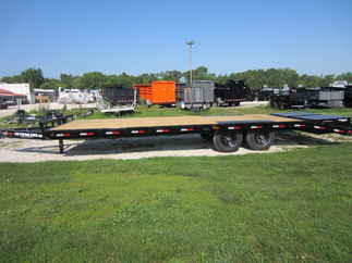 2024 PJ Trailer 102x26 F8 Equipment Deckover F8J2672BSYK