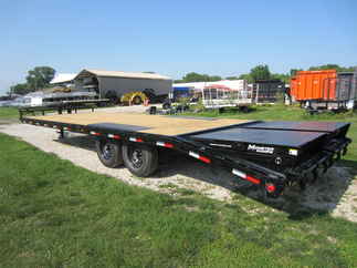 2024 PJ Trailer 102x26 F8 Equipment Deckover F8J2672BSYK