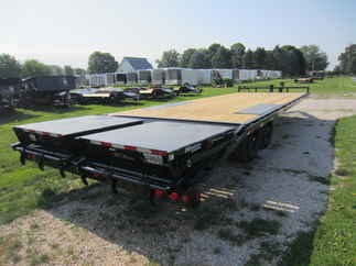 2024 PJ Trailer 102x26 F8 Equipment Deckover F8J2672BSYK