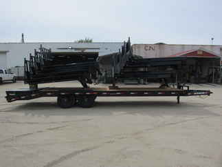 2024 PJ Trailer 102x26 F8 Equipment Deckover F8J2672BSYK