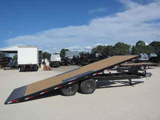 2025 PJ Trailer 102x22 T8 Equipment Deckover Tilt T8J2272BSTK