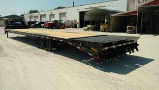 2025 Big Tex 102x40  Gooseneck 16GN-40D5A-MRBK