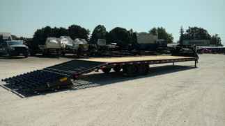 2025 Big Tex 102x40  Gooseneck 16GN-40D5A-MRBK