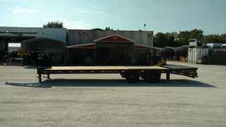 2025 Big Tex 102x30  Gooseneck 22GN-30D5A-MRBK