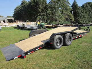 2025 PJ Trailer 82x22 T6 Equipment Tilt T6J2272BTTK