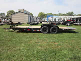 2025 PJ Trailer 82x22 T6 Equipment Tilt T6J2272BTTK