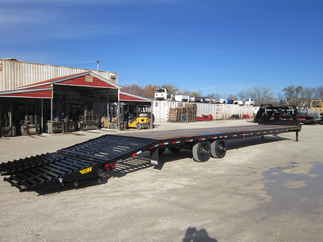 2025 Big Tex 102x40  Gooseneck 16GN-40D5A-MRBK