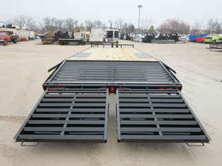 2025 PJ Trailer 102x24 F8 Equipment Deckover F8J2472BSYK