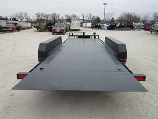 2025 PJ Trailer 82x22 TF Equipment Tilt TFT2273BTTK-SF04