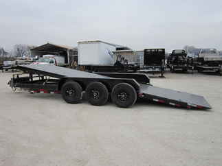 2025 PJ Trailer 82x22 TF Equipment Tilt TFT2273BTTK-SF04