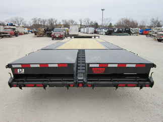 2025 PJ Trailer 102x26 LS Equipment Deckover LSP2673BSWK