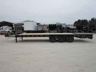 2025 PJ Trailer 102x26 LS Equipment Deckover LSP2673BSWK