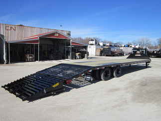 2025 Big Tex 102x33  Gooseneck 22GN-33D5A-MRBK