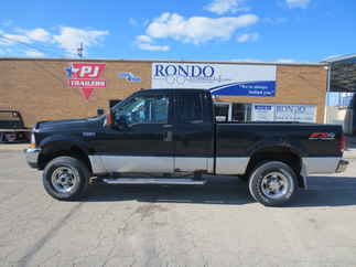 2004 Ford F250 Extended Cab Short Bed Lariat