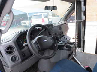 2010 Ford E450 Econoline Cutaway Bus 0