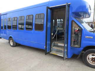 2010 Ford E450 Econoline Cutaway Bus 0