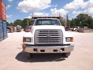 1999 Ford F800 Regular Cab Flatbed 0