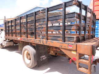 1999 Ford F800 Regular Cab Flatbed 0