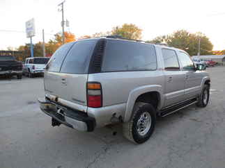 2004 Chevy 2500 Suburban   LT