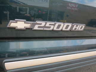 2002 Chevy 2500HD Crew Cab Short Bed LS